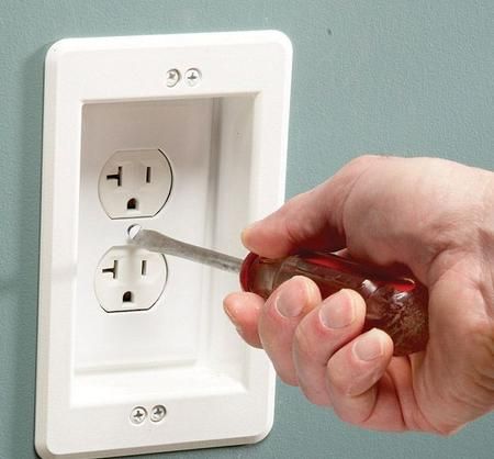 fumo da presa elettrica
